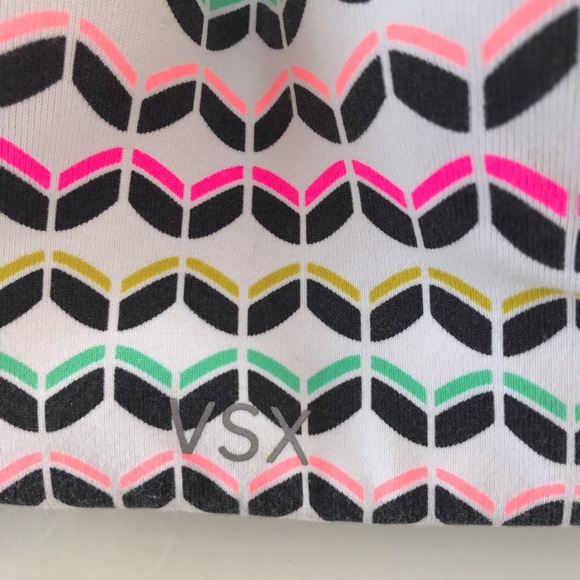 VSX VICTORIA SECRET sports bra 32D neon chevron - Picture 2 of 6
